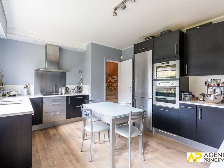 Maison Maisons-Laffitte - 5 chambres - 221m²