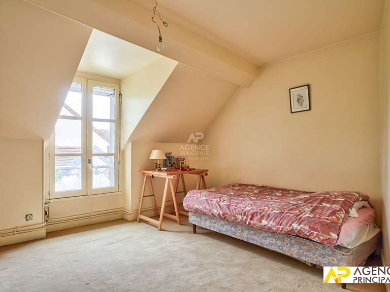 Maison Maisons-Laffitte - 5 chambres - 230m²