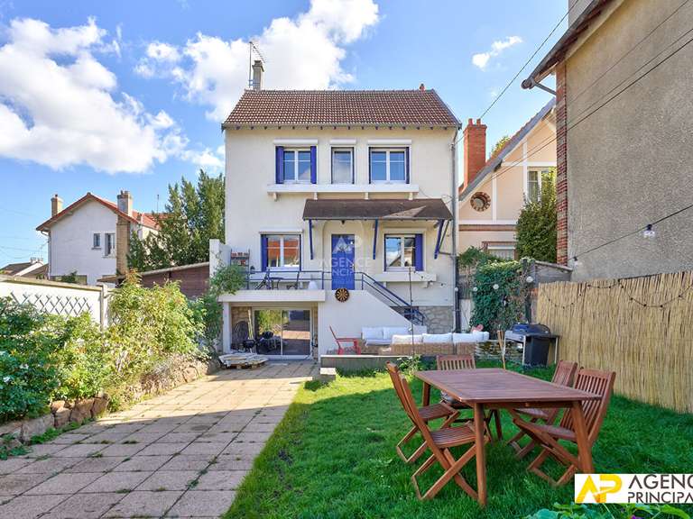 Maison Maisons-Laffitte - 3 chambres - 135m²