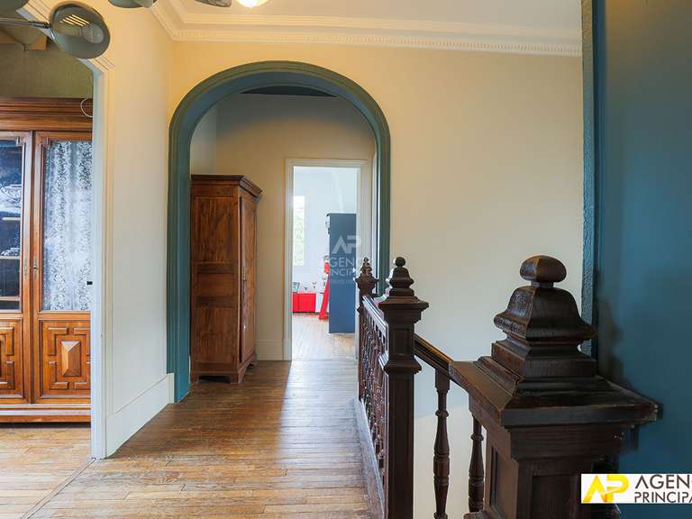 Maison Maisons-Laffitte - 5 chambres - 180m²