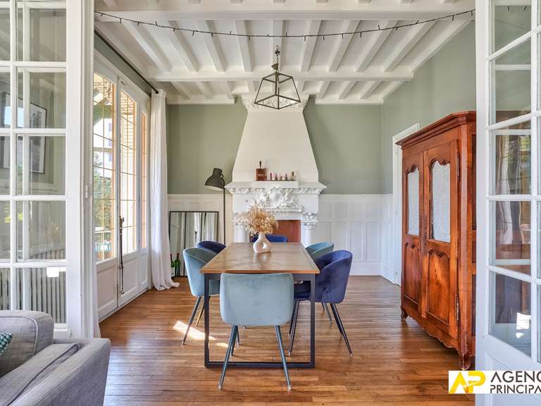 Maison Maisons-Laffitte - 5 chambres - 180m²