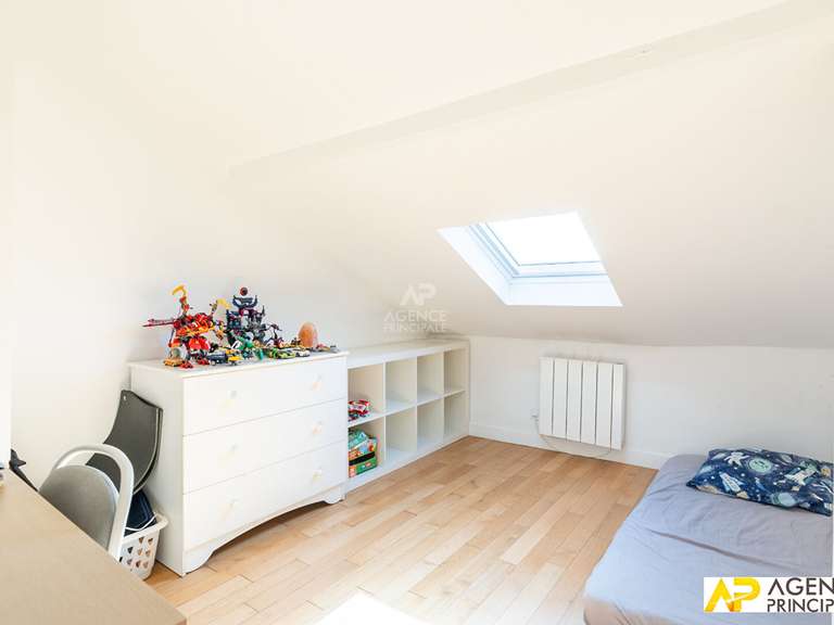 House Maisons-Laffitte - 4 bedrooms - 120m²