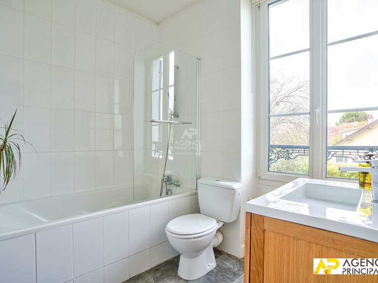 Maison Maisons-Laffitte - 5 chambres - 191m²