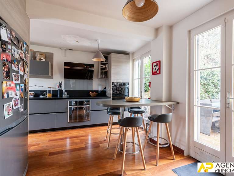 Maison Maisons-Laffitte - 5 chambres - 180m²