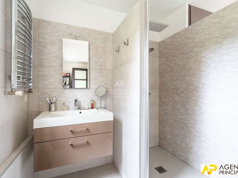 Maison Maisons-Laffitte - 5 chambres - 180m²