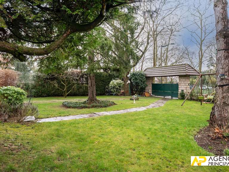 Maison Maisons-Laffitte - 5 chambres - 221m²