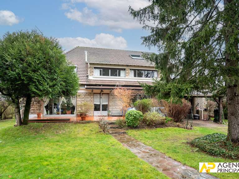 Maison Maisons-Laffitte - 5 chambres - 221m²