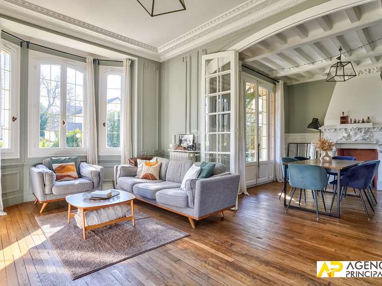 Maison Maisons-Laffitte - 5 chambres - 180m²