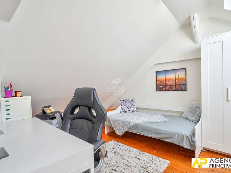 Maison Maisons-Laffitte - 5 chambres - 191m²