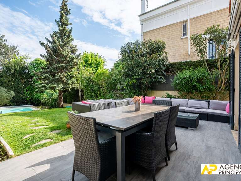 Maison Maisons-Laffitte - 4 chambres - 138m²