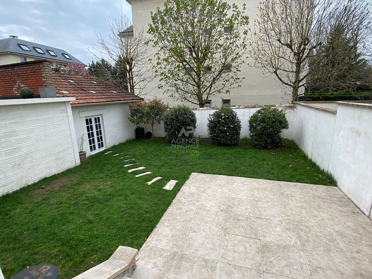 House Maisons-Laffitte