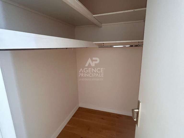 Maison Maisons-Laffitte - 4 chambres - 150m²