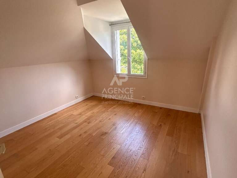 Maison Maisons-Laffitte - 4 chambres - 150m²