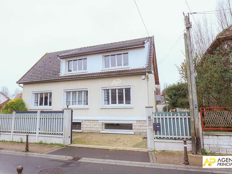 Maison Maisons-Laffitte - 4 chambres - 144m²