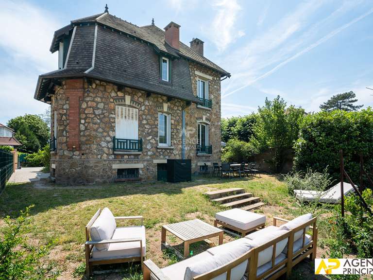 House Maisons-Laffitte - 5 bedrooms - 160m²