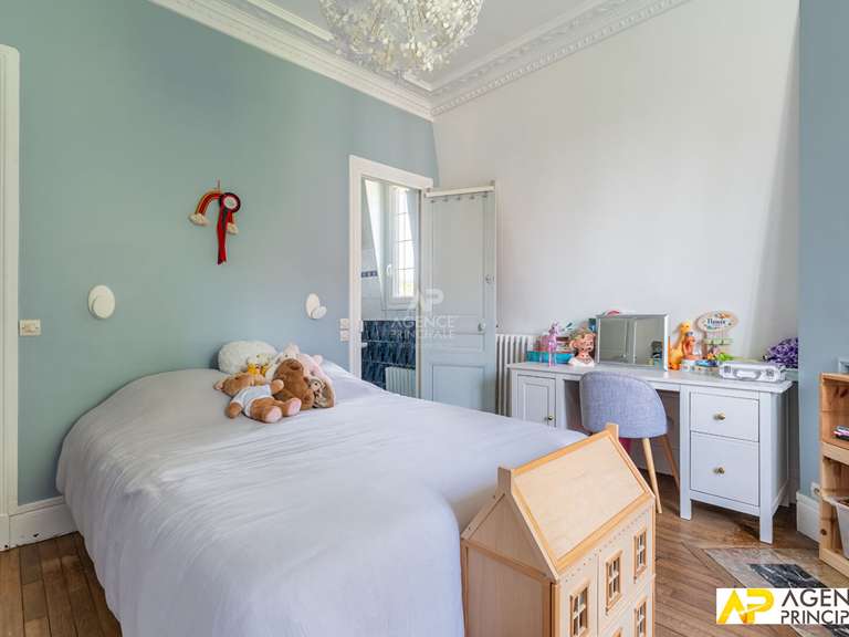 House Maisons-Laffitte - 5 bedrooms - 160m²