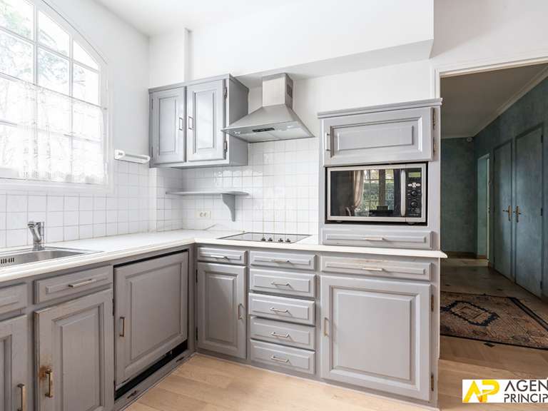 Maison Maisons-Laffitte - 5 chambres - 180m²