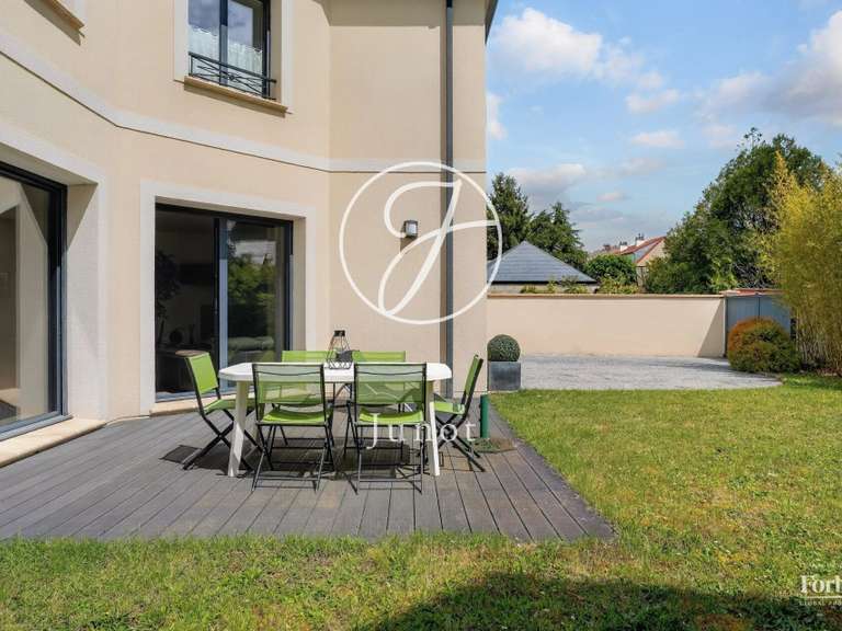 Maison Maisons-Laffitte - 5 chambres - 300m²