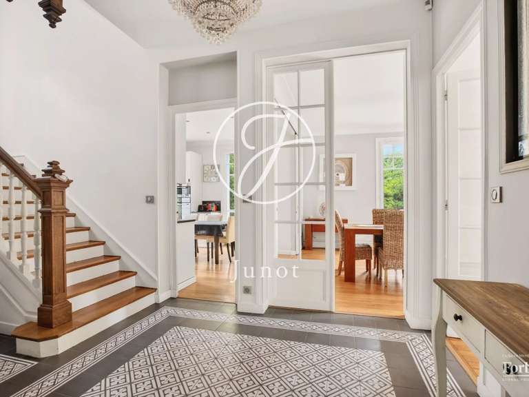 Maison Maisons-Laffitte - 7 chambres - 250m²