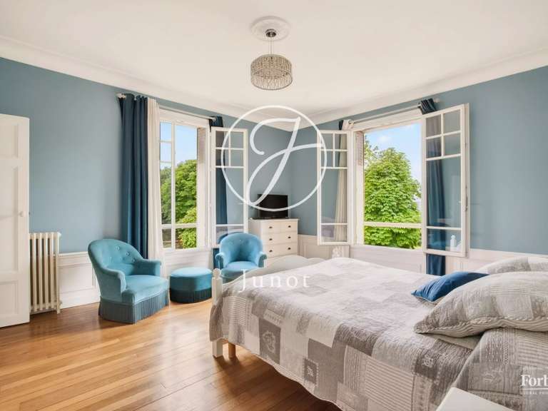 Maison Maisons-Laffitte - 7 chambres - 250m²
