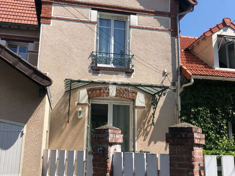 Maison Maisons-Laffitte - 4 chambres - 90m²