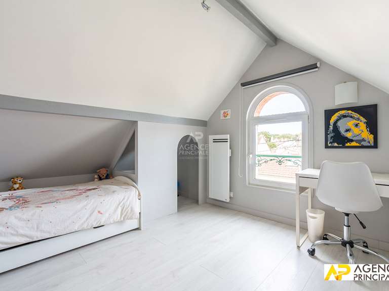 Maison Maisons-Laffitte - 4 chambres - 90m²