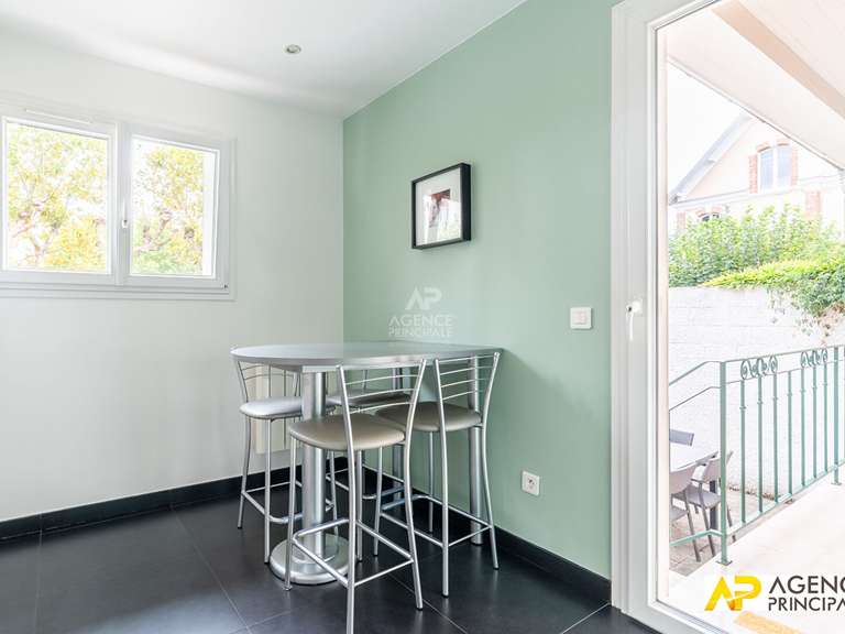 Maison Maisons-Laffitte - 4 chambres - 90m²