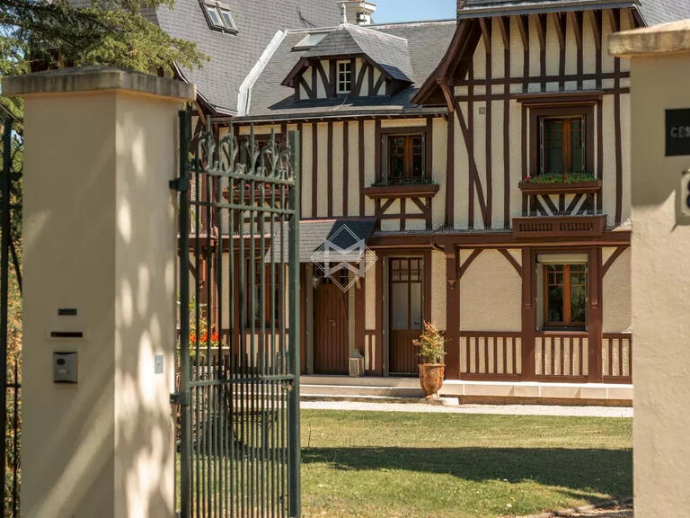 Propriété Maisons-Laffitte - 6 chambres - 3812m²