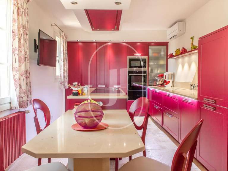 Maison Malaucène - 4 chambres - 145m²