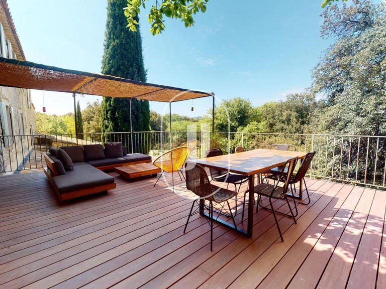 Propriété Malaucène - 10 chambres - 540m²