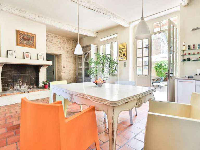 Propriété Malaucène - 10 chambres - 540m²