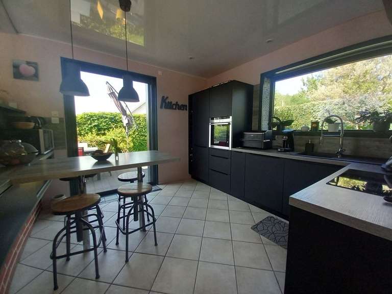 Maison Malaunay - 5 chambres - 227m²