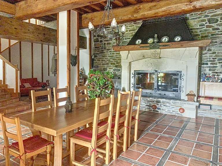 Propriété Malbosc - 4 chambres - 242m²