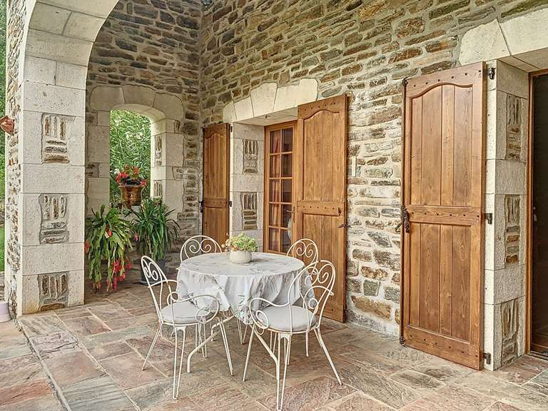 Propriété Malbosc - 4 chambres - 242m²