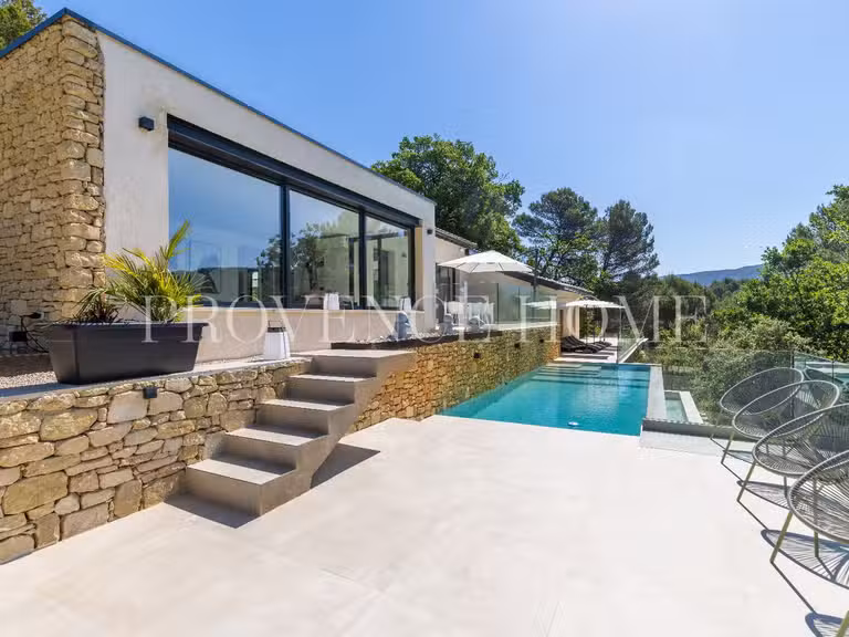 Propriété Malemort-du-Comtat - 5 chambres - 215m²
