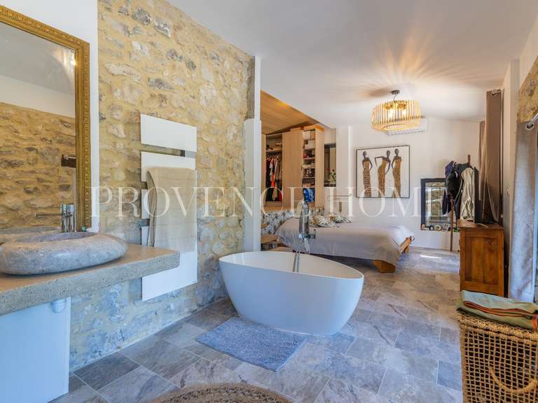 Propriété Malemort-du-Comtat - 5 chambres - 215m²