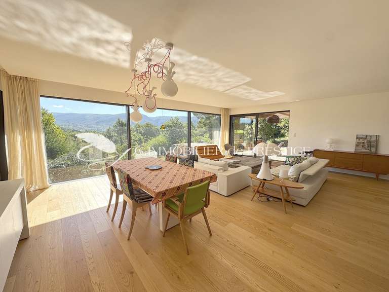 Villa Malemort-du-Comtat - 4 bedrooms - 200m²