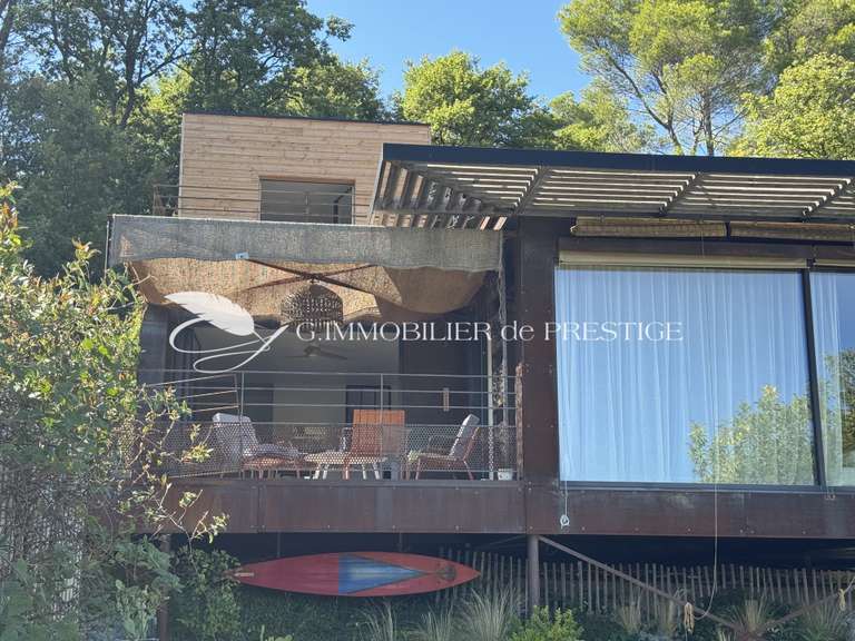 Villa Malemort-du-Comtat - 4 chambres - 200m²