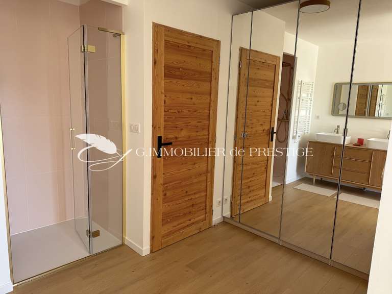 Villa Malemort-du-Comtat - 4 chambres - 200m²