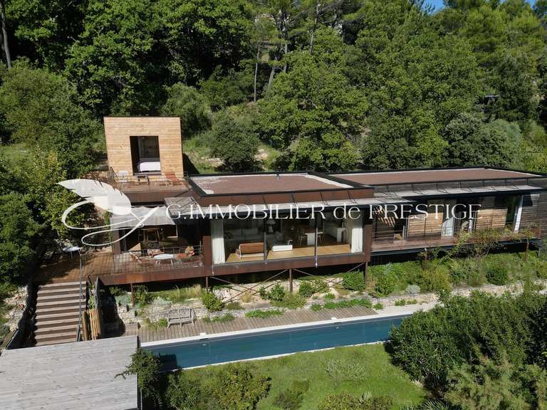 Villa Malemort-du-Comtat - 4 chambres - 200m²