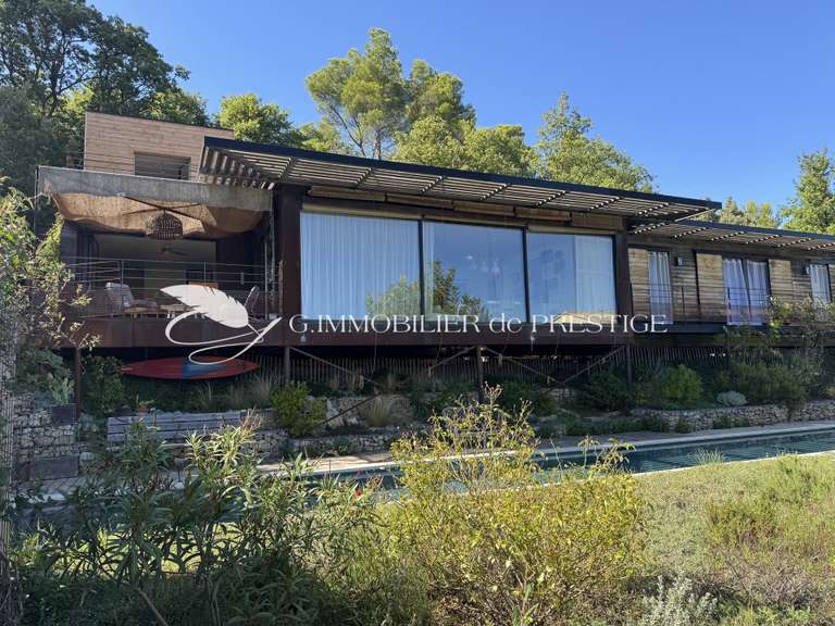 Villa Malemort-du-Comtat - 4 chambres - 200m²