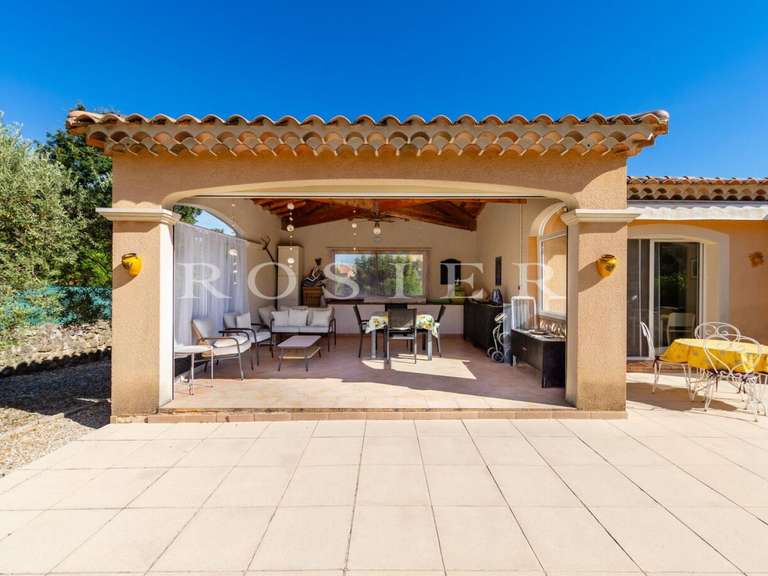 Villa Malemort-du-Comtat - 4 chambres - 165m²
