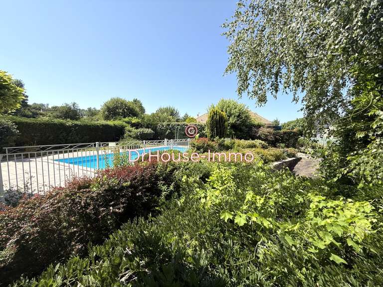 Villa Malemort-sur-Corrèze - 7 chambres - 193m²