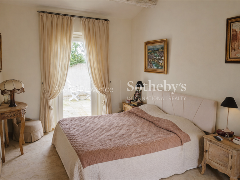 Maison Mallemort - 4 chambres - 150m²