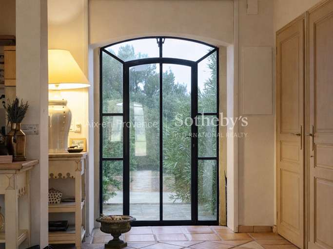 Maison Mallemort - 4 chambres - 150m²