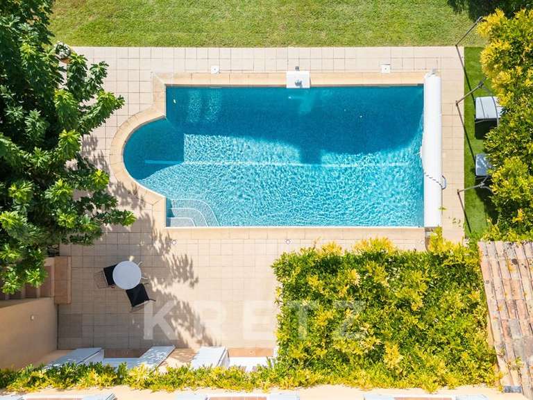 Maison Mallemort - 4 chambres - 132m²