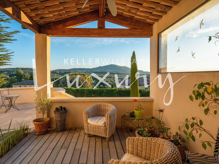 Villa Mallemort - 5 chambres - 265m²