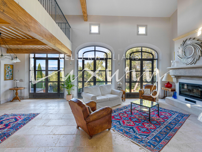 Villa Mallemort - 5 chambres - 265m²