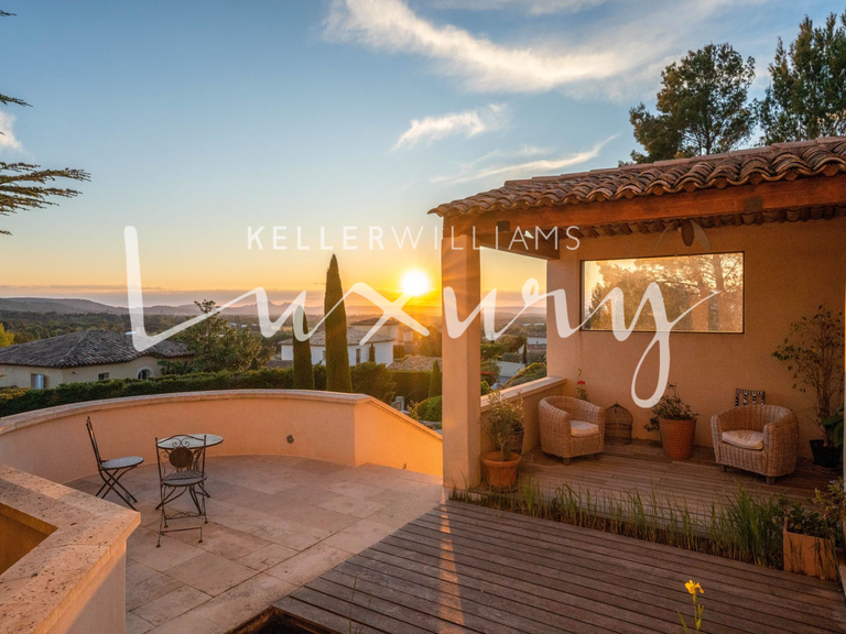 Villa Mallemort - 5 chambres - 265m²
