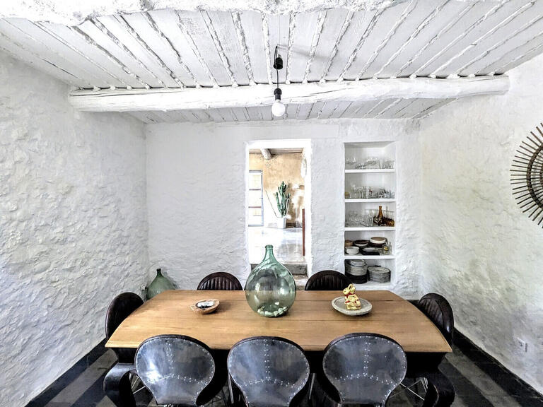 Villa Mallemort - 3 chambres - 214m²
